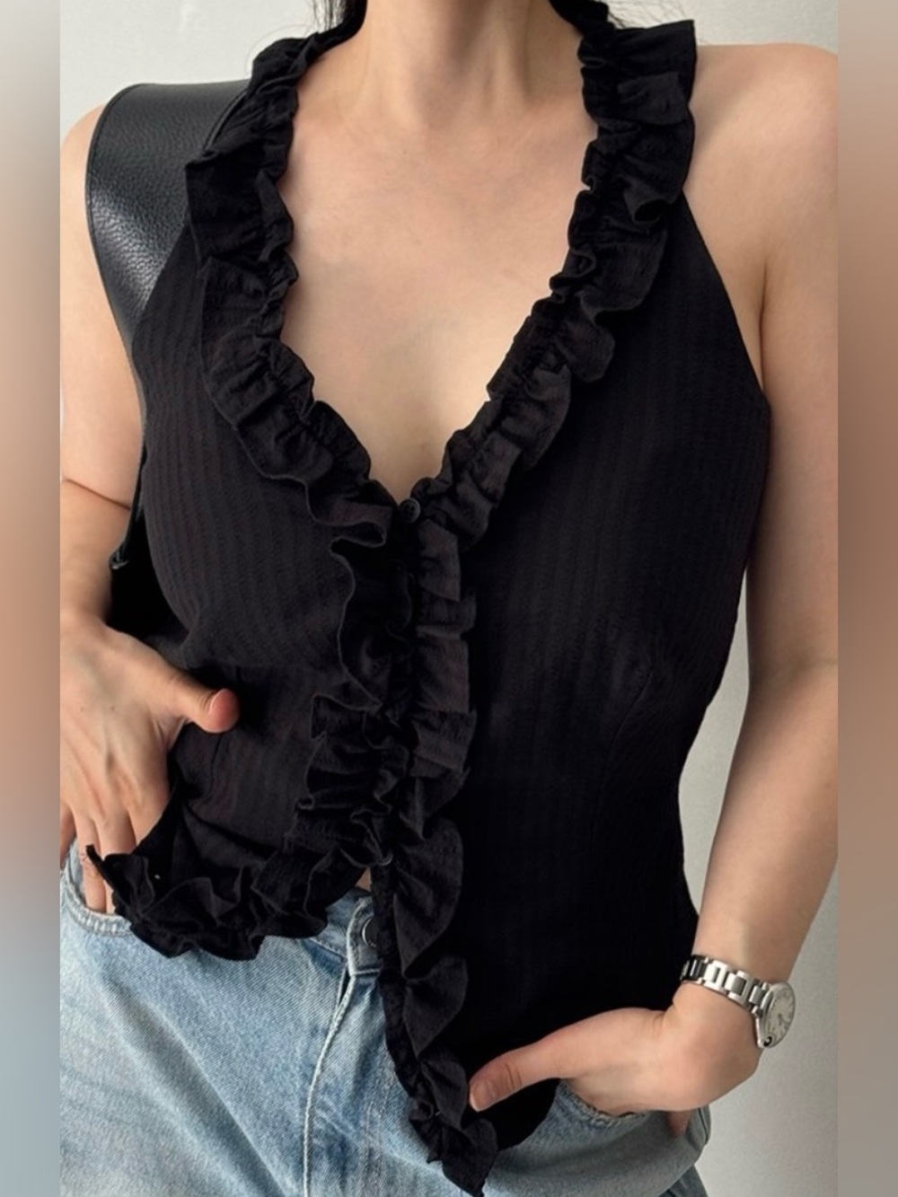 White House Black Market Black Ruffle V-Neck Sleeveless Ribbed Silk Knit Tank